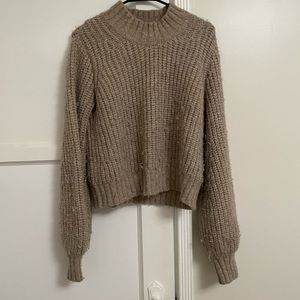 Woman oversized knitsweater size small